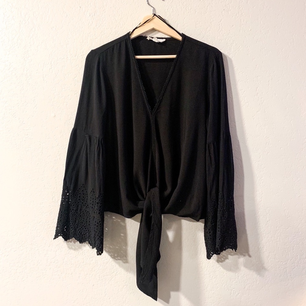 Lovestitch top w/ tie and lovely bell sleeves